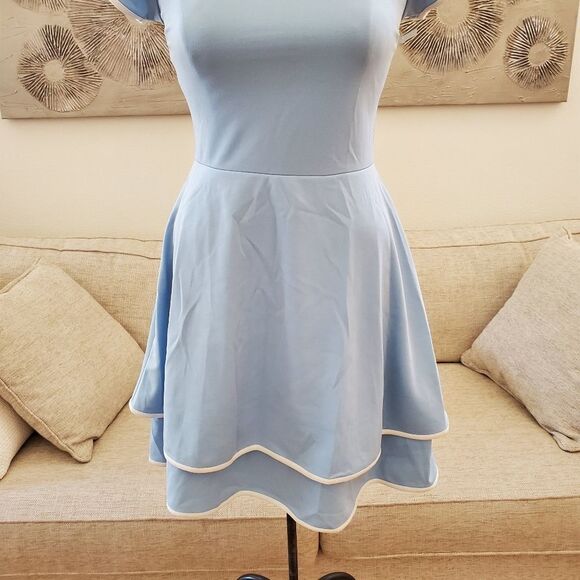 Love Ady Tiered Fit-&-Flare Dress size Medium in Light Blue/White - NEW - Picture 3 of 11